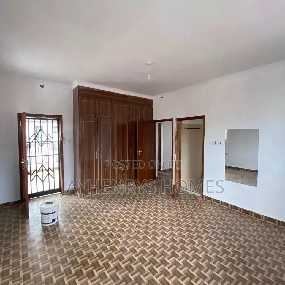 5bdrm House in Muthaiga North for rent