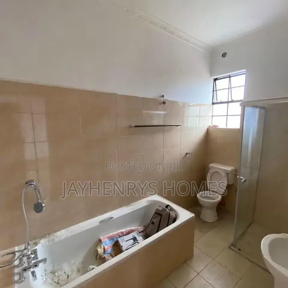 5bdrm House in Muthaiga North for rent