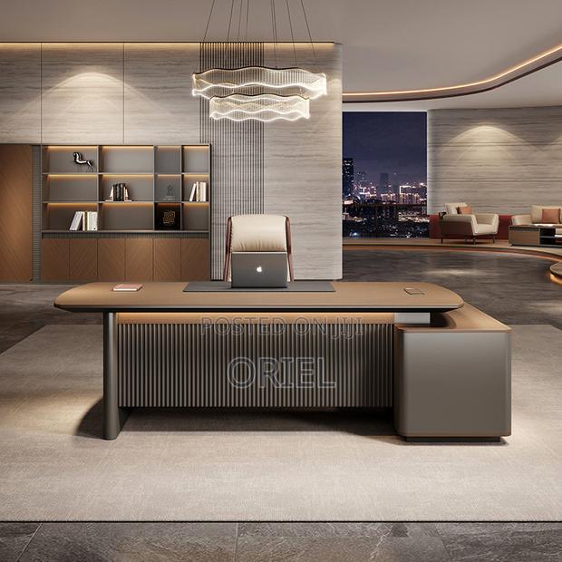 Office Desk : 2 Metres Executive Desk - thumbnail 3