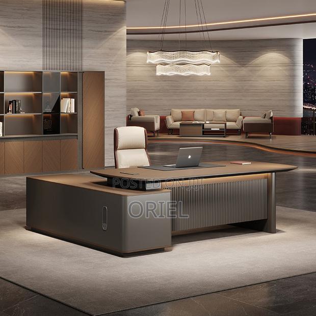 Office Desk : 2 Metres Executive Desk - thumbnail 4