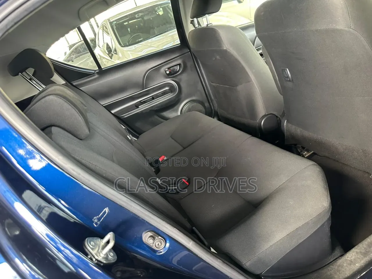 Toyota Aqua 2019 Blue