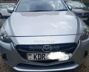 Mazda Demio 2017 Silver