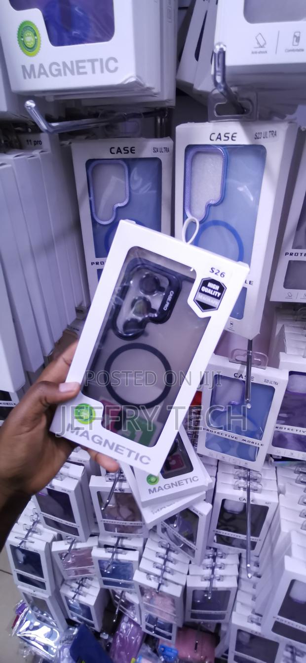 S26 Translucent Back Panel-Distinct Cutouts Case - thumbnail 2