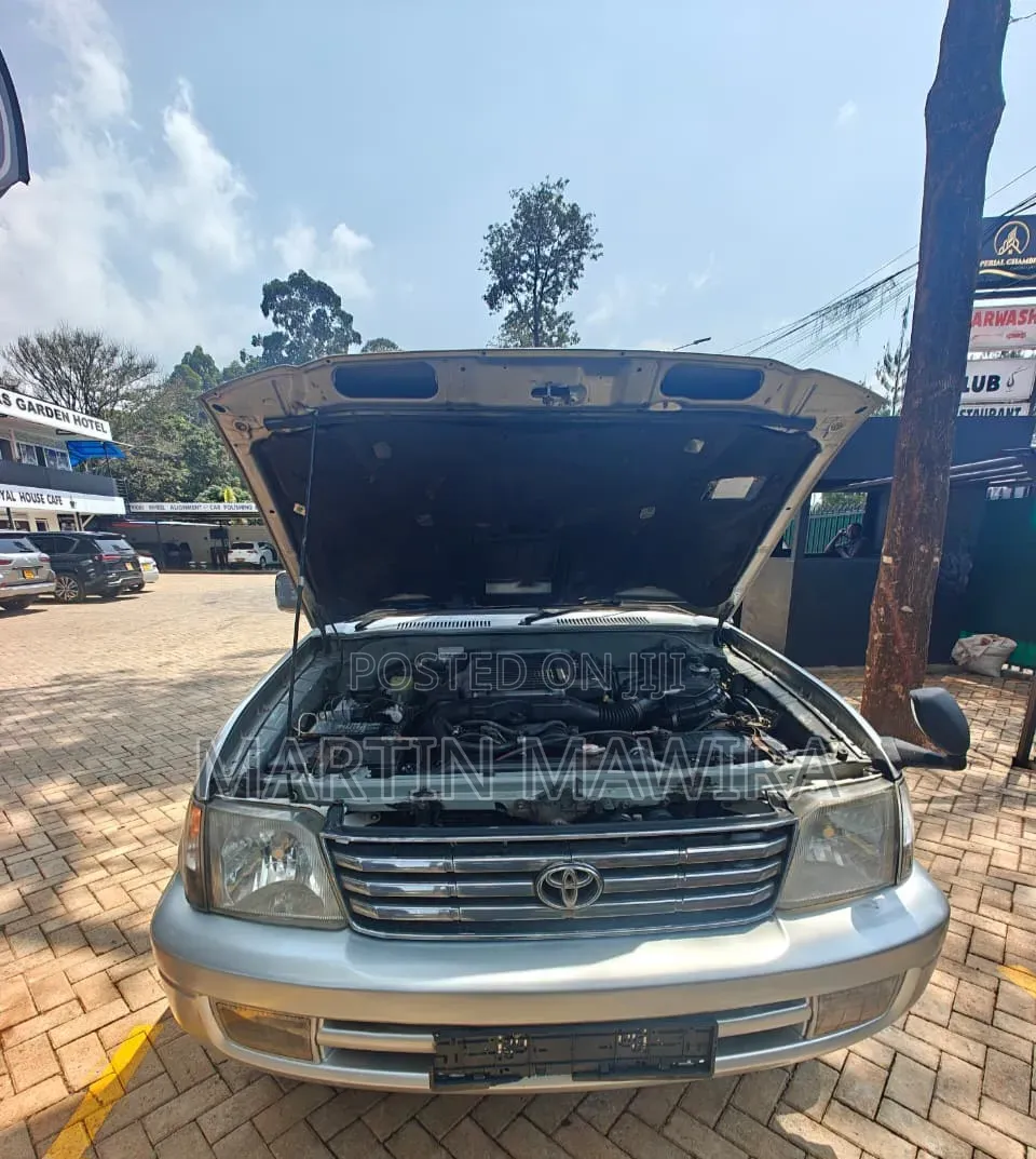Toyota Land Cruiser Prado 2002 Silver