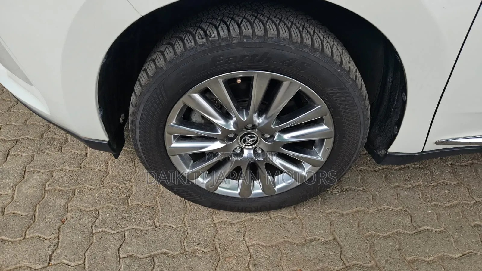 Toyota Harrier 2019 White