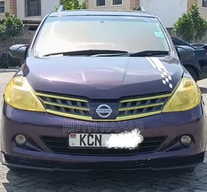 Nissan Tiida 2011 Maroon
