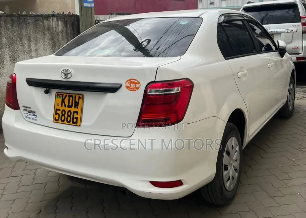 Toyota Axio 2018 White
