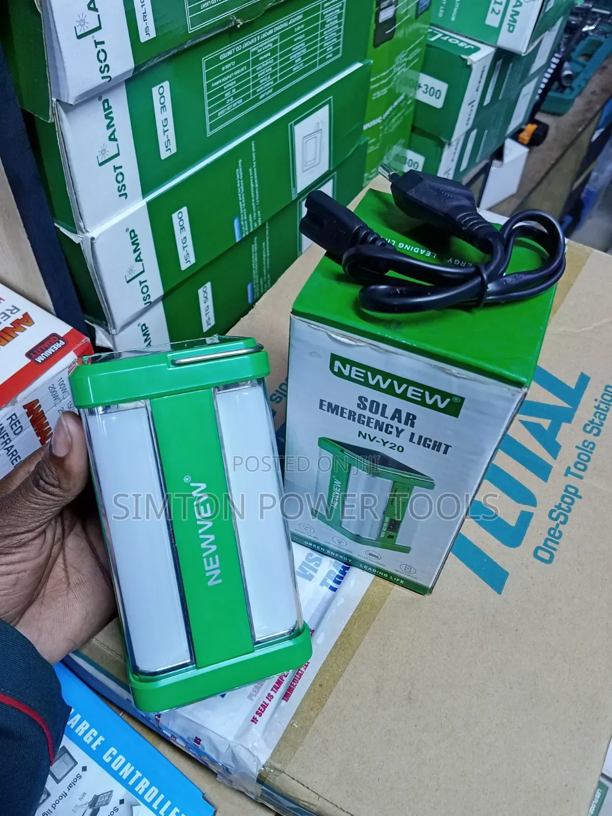 Rechargable Solar Emergency Light