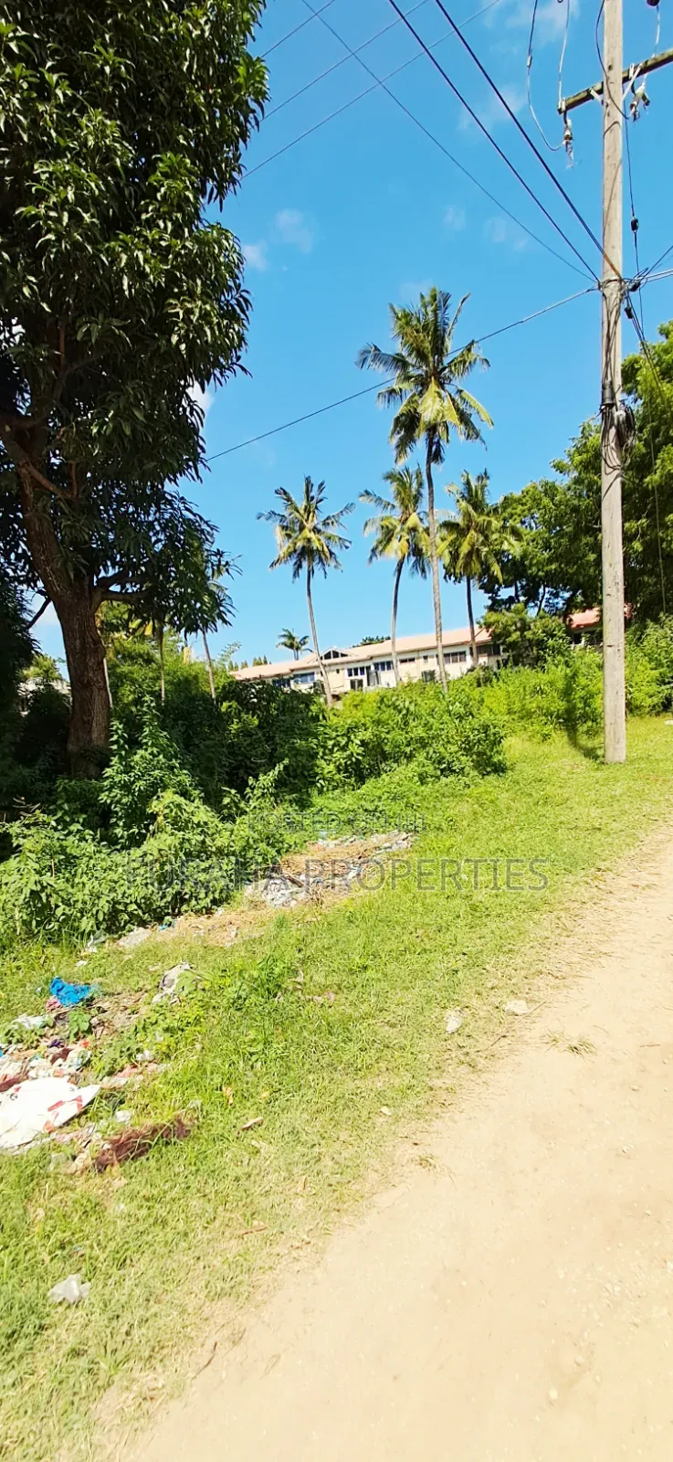 For Sale 1 Acre Plot at the Creek Mtwapa