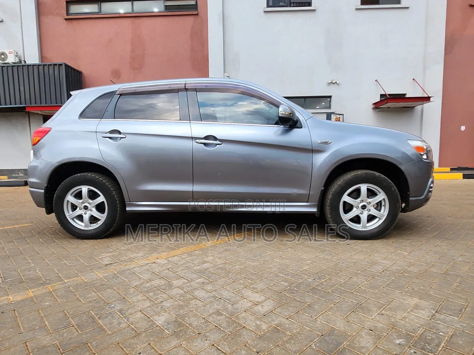 Mitsubishi RVR 2.0 2012 Gray