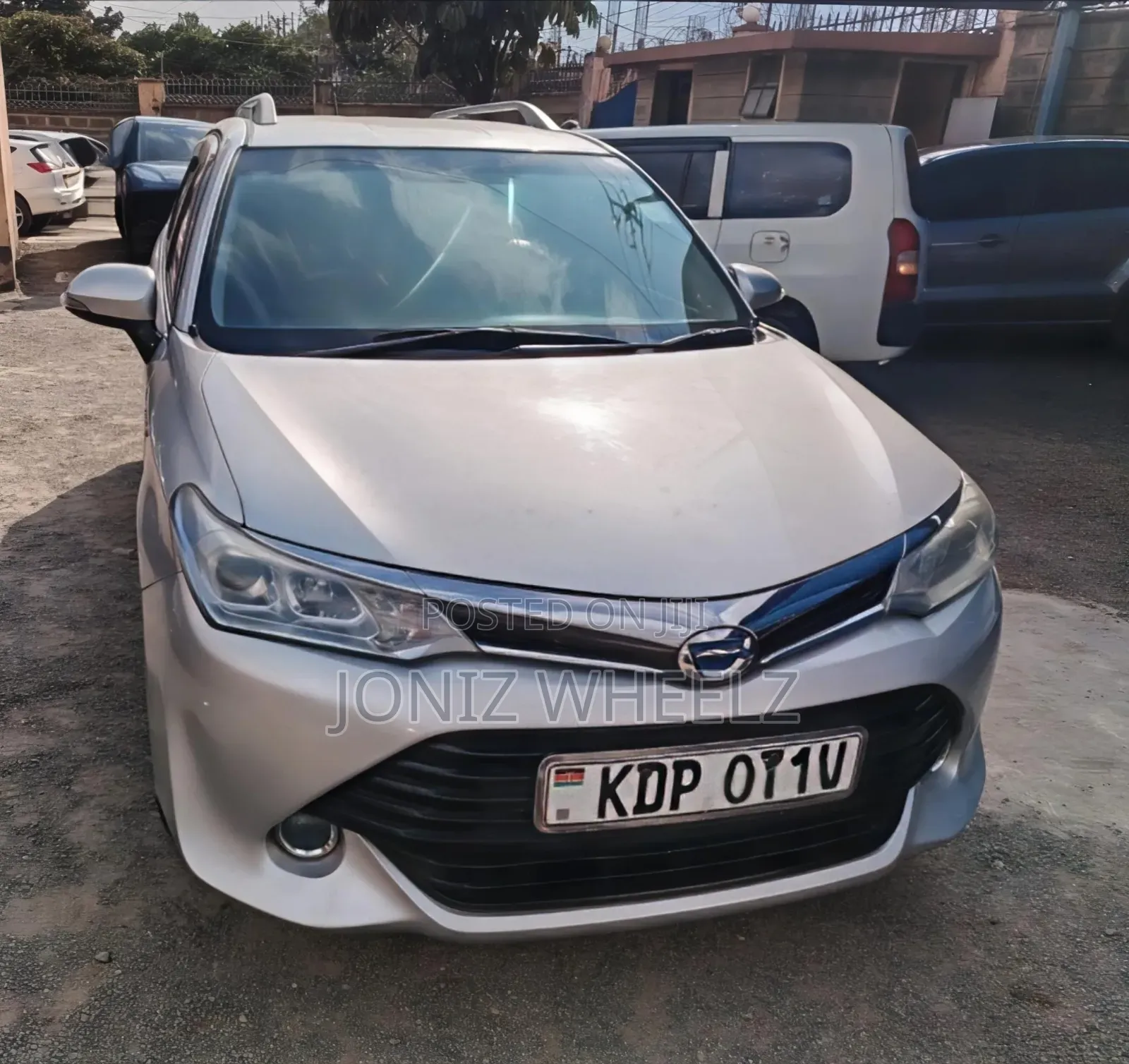 Toyota Corolla Fielder 2014 Silver