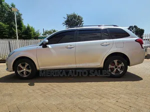 Toyota Corolla Fielder 2014 Silver