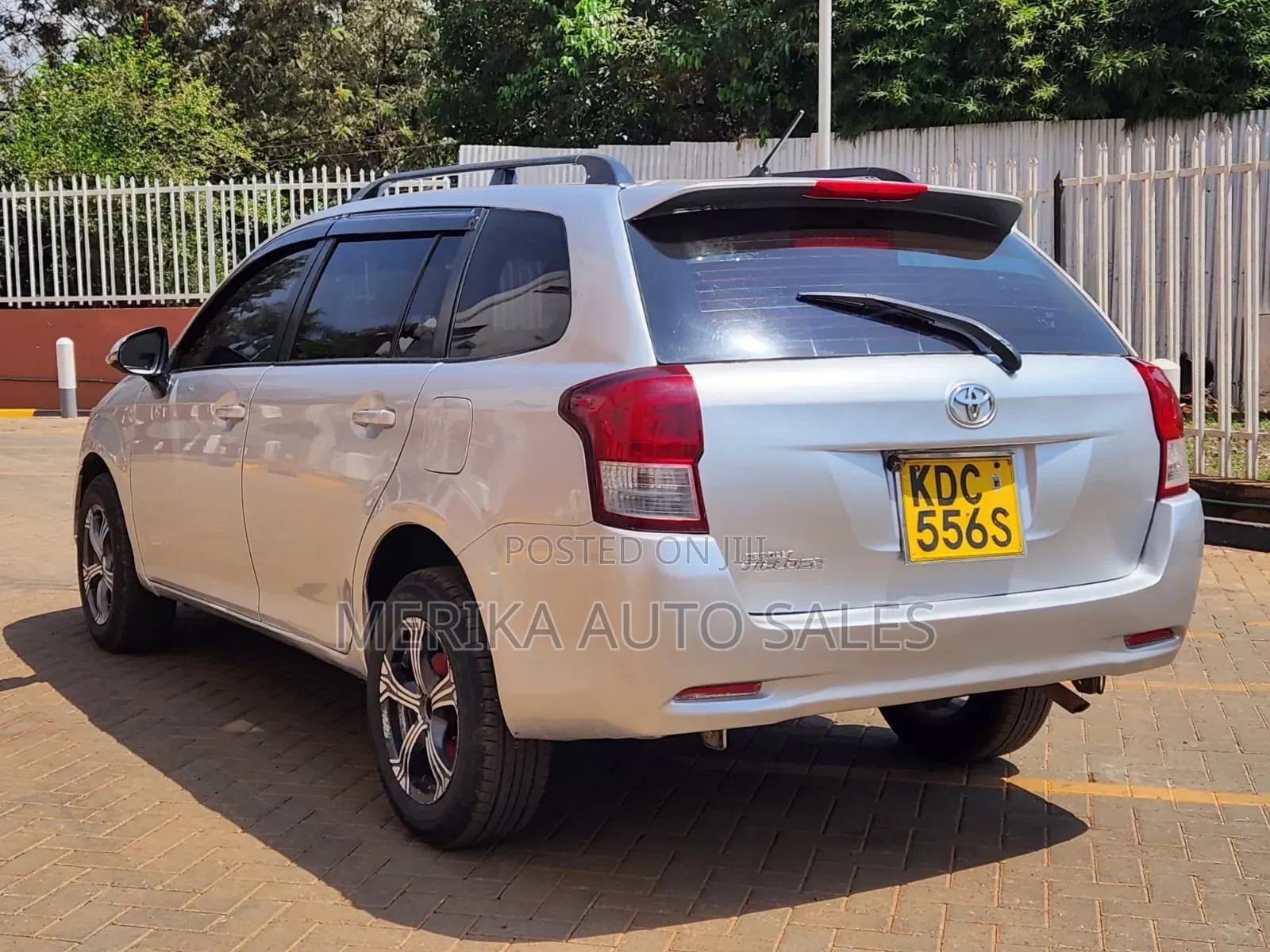 Toyota Corolla Fielder 2014 Silver