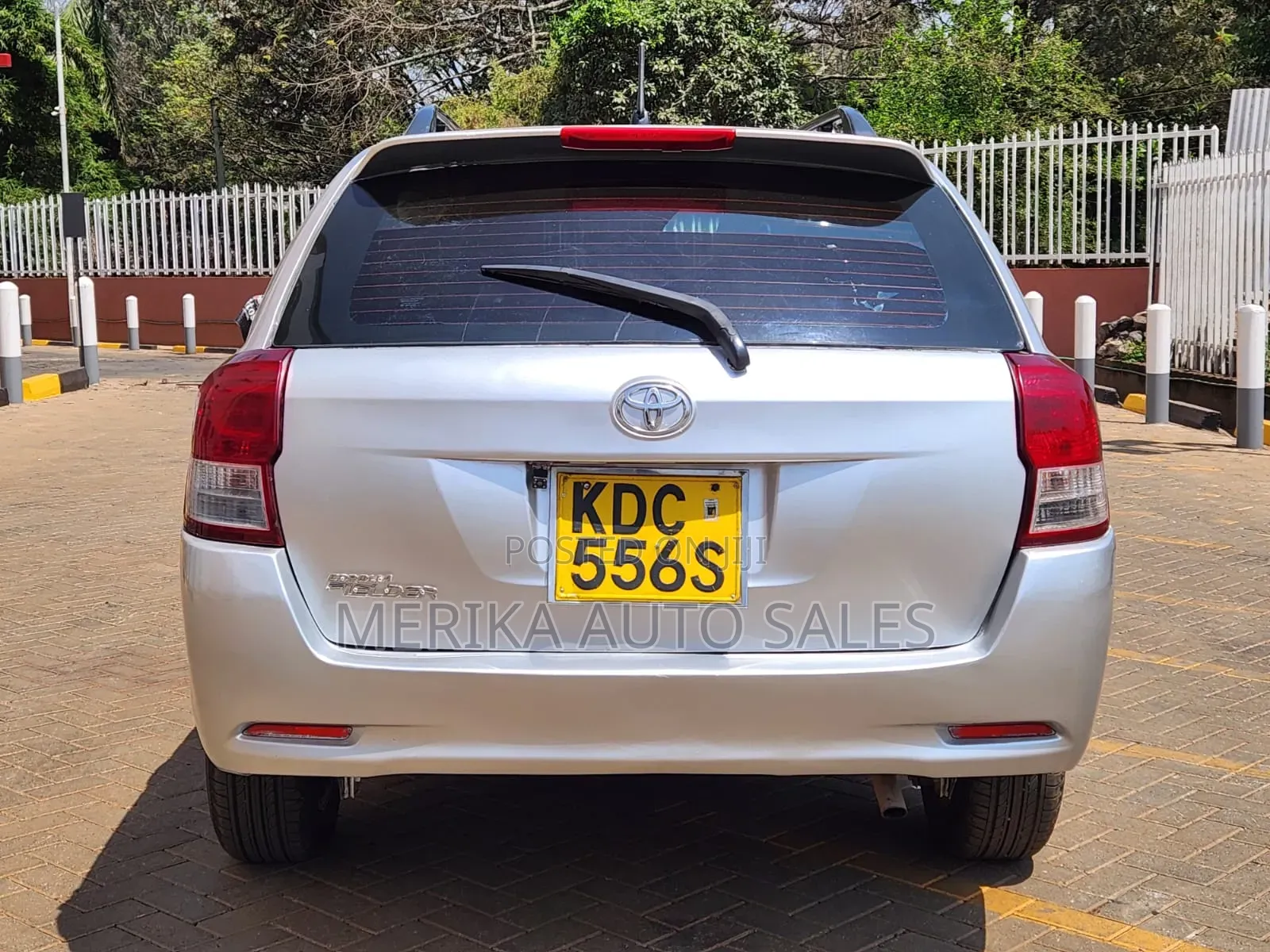 Toyota Corolla Fielder 2014 Silver