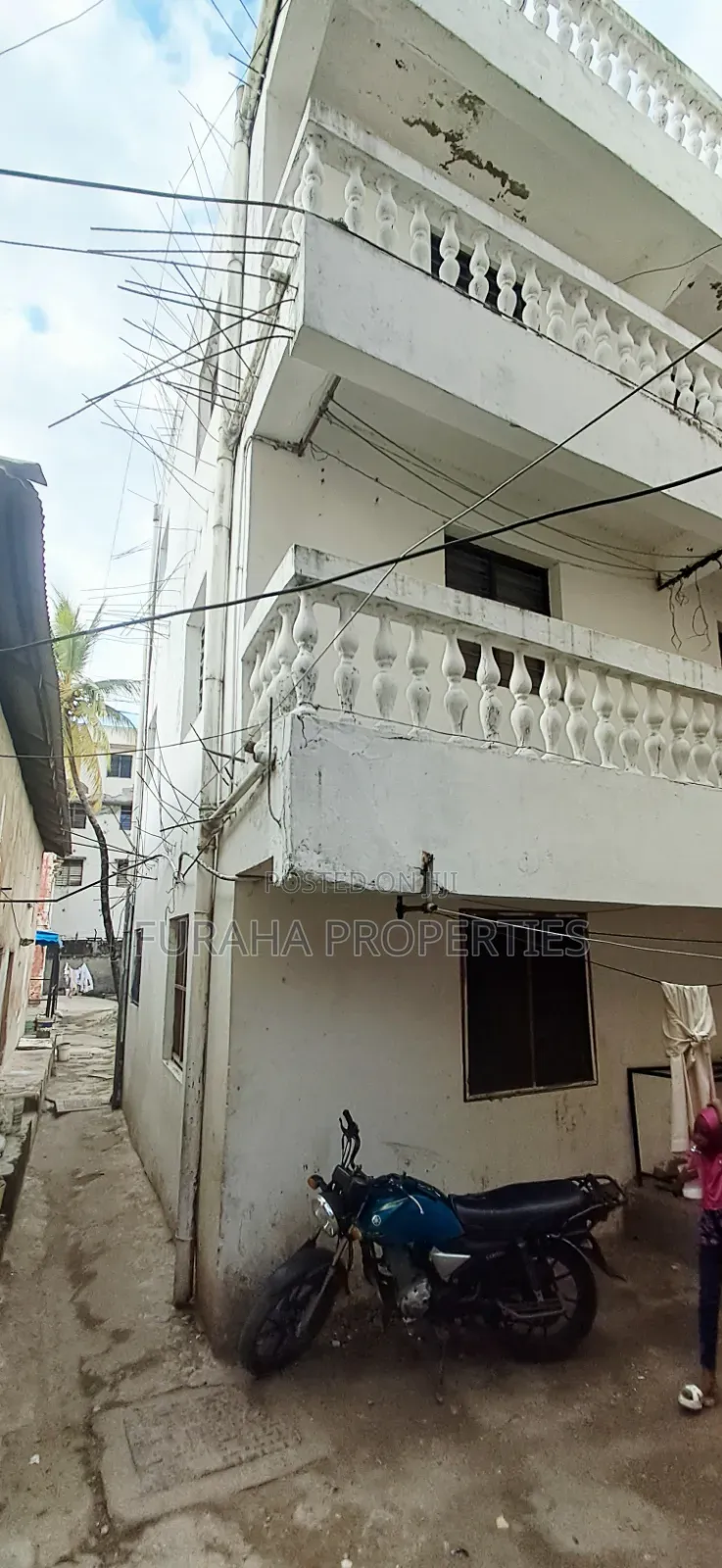 2bdrm Block of Flats in Mombasa Island, Digo Road for sale