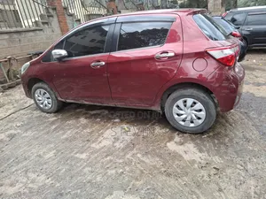 Toyota Vitz 2018 Red