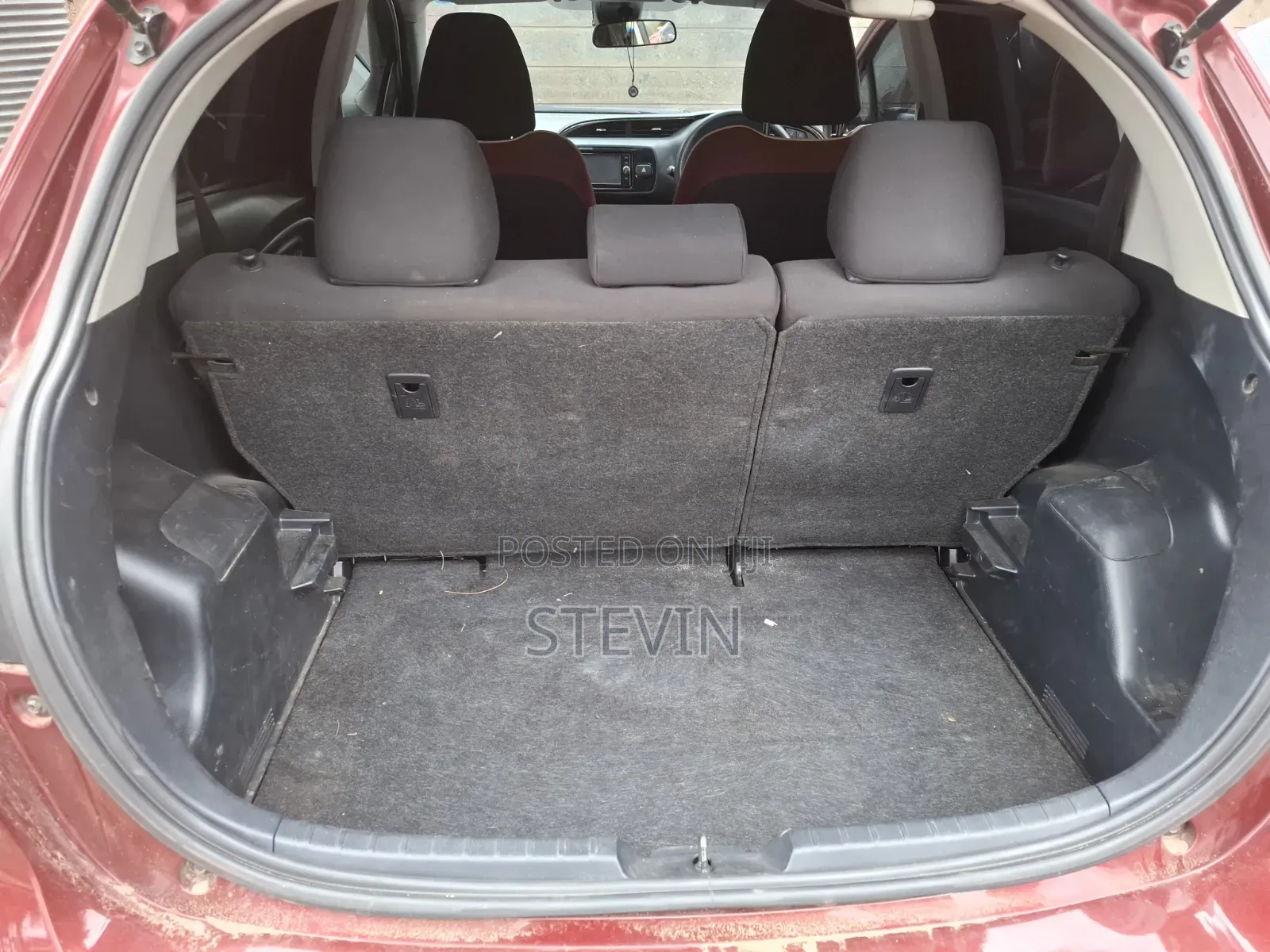 Toyota Vitz 2018 Red