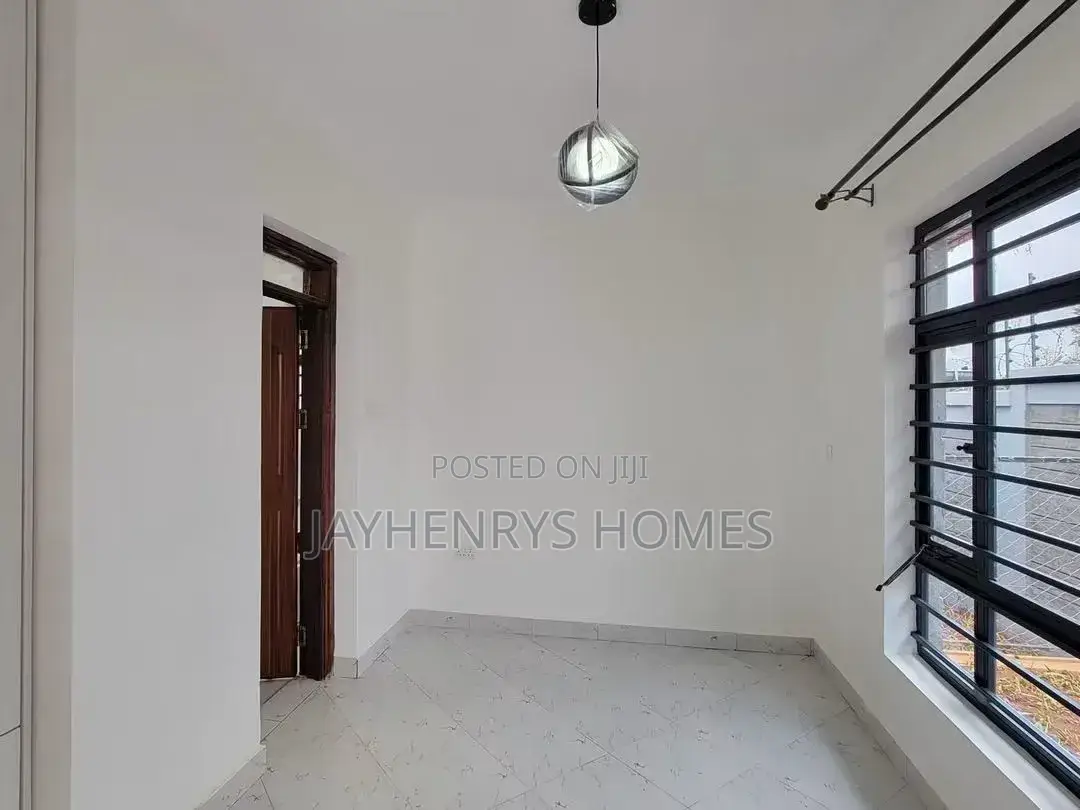 4bdrm Bungalow in Kimbo for sale