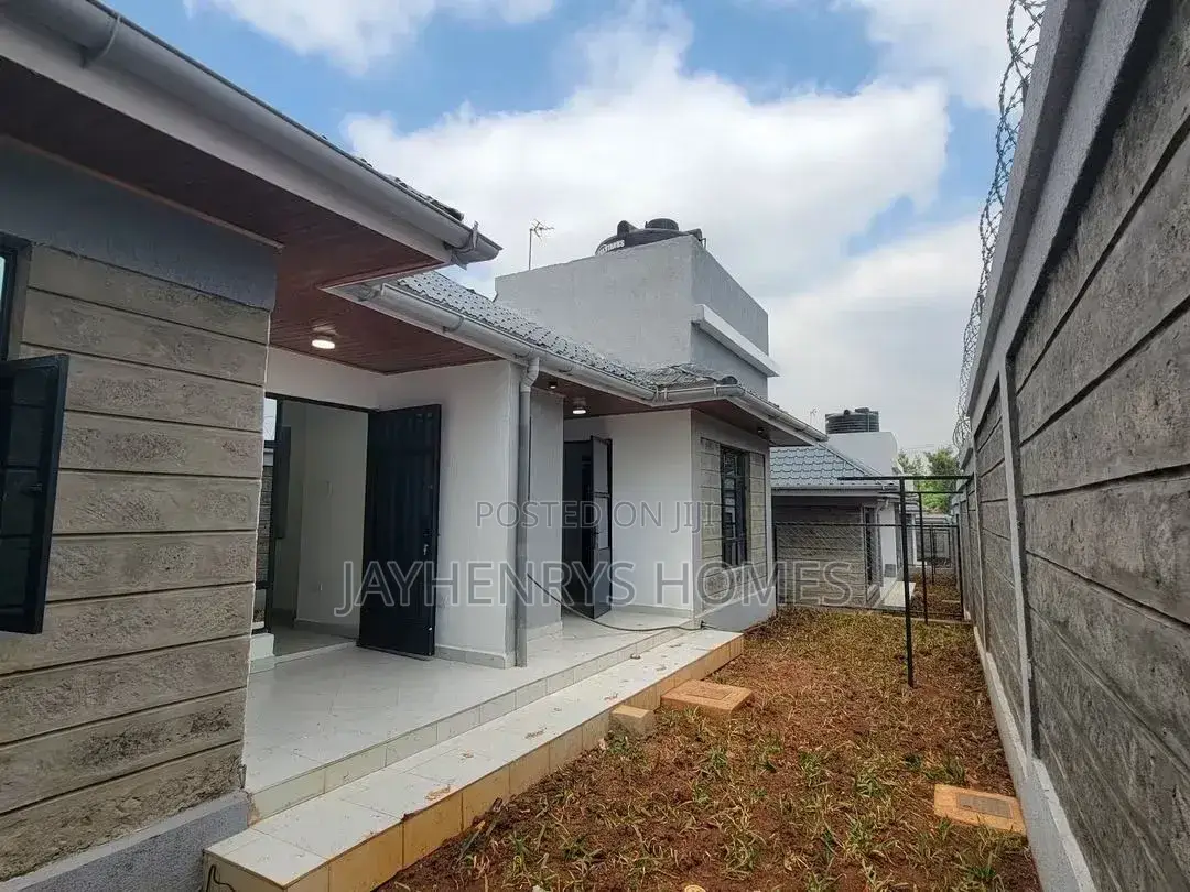 4bdrm Bungalow in Kimbo for sale
