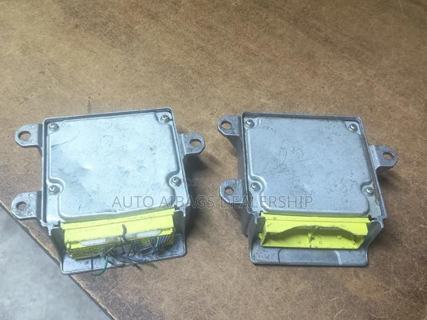 Honda Insight SRS Airbag Computer. - thumbnail 2