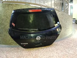 Nissan Tiida Boot Tailgate