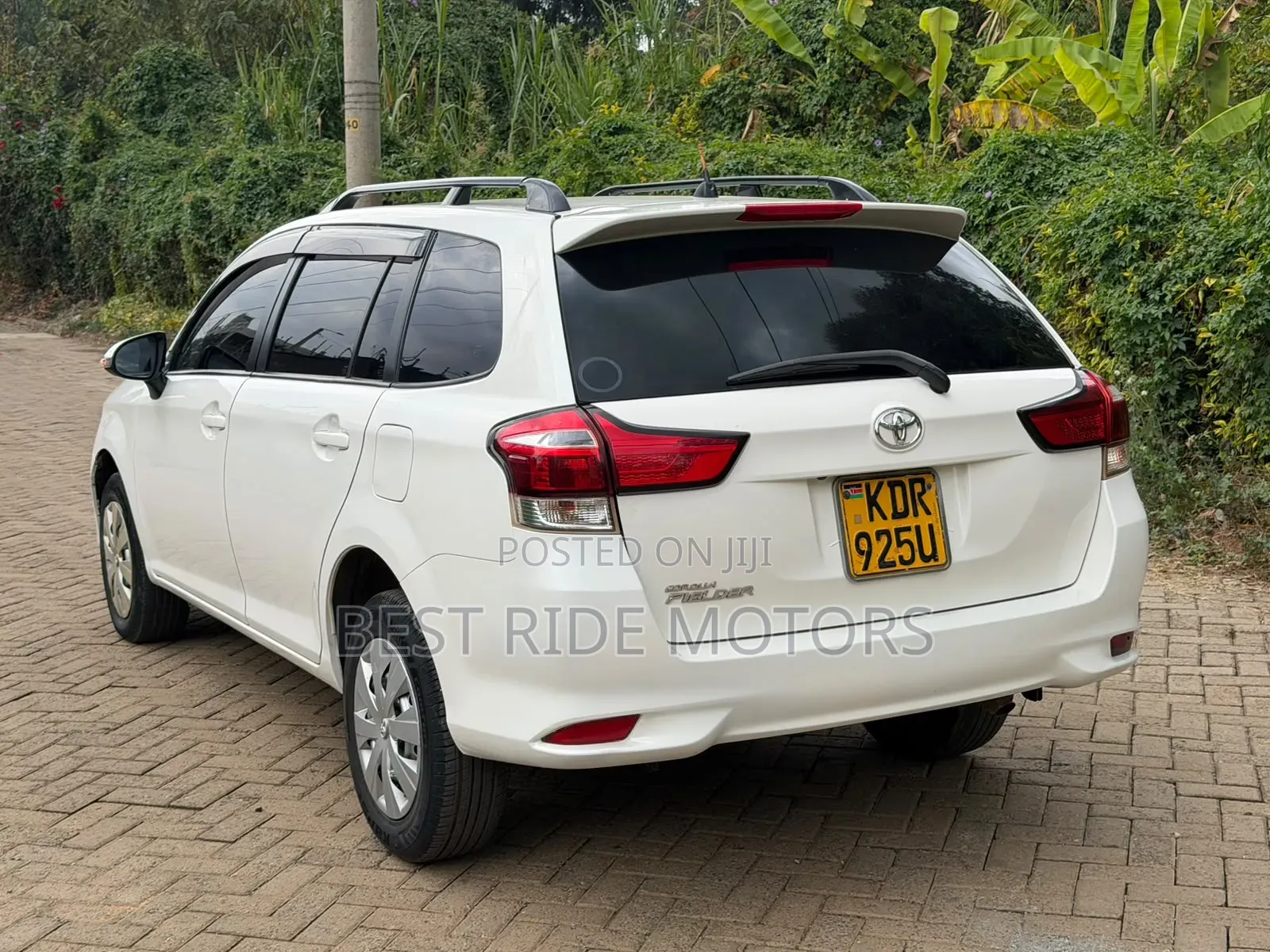 Toyota Corolla Fielder 2017 White