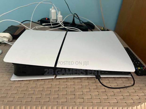 Ps5 Slim Digital Ex Uk Console - main view