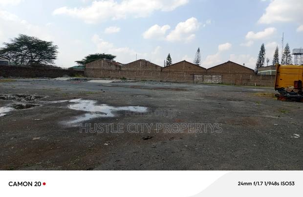 One Acre Good Spacious to Let