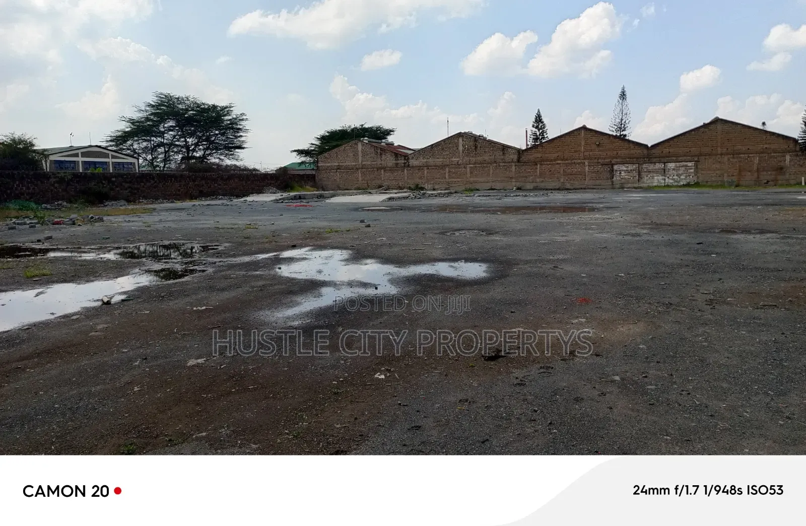 One Acre Good Spacious to Let