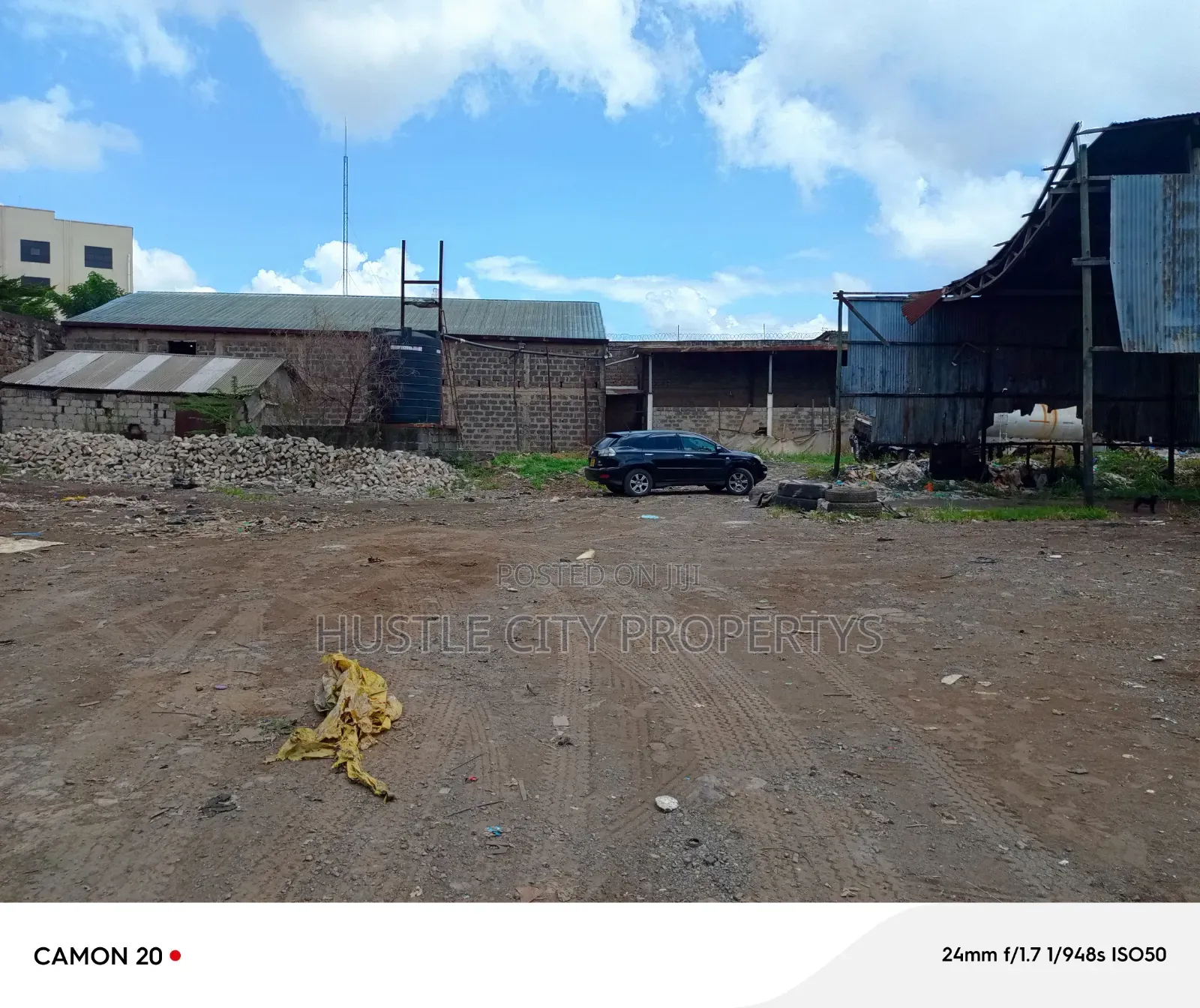 One Acre Good Spacious to Let