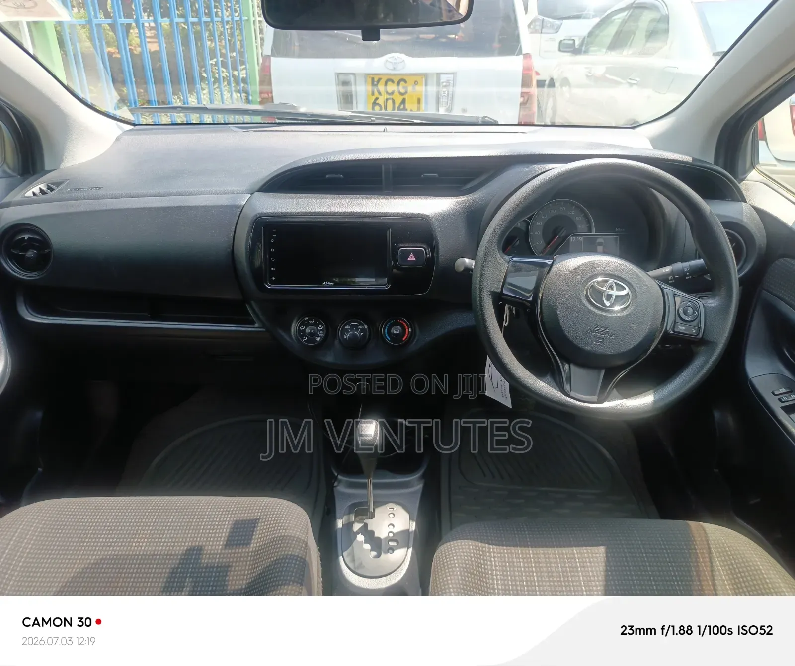 Toyota Vitz 2018 Gray