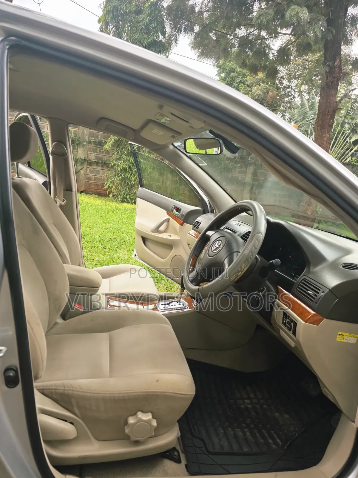 Toyota Premio 2007 Silver