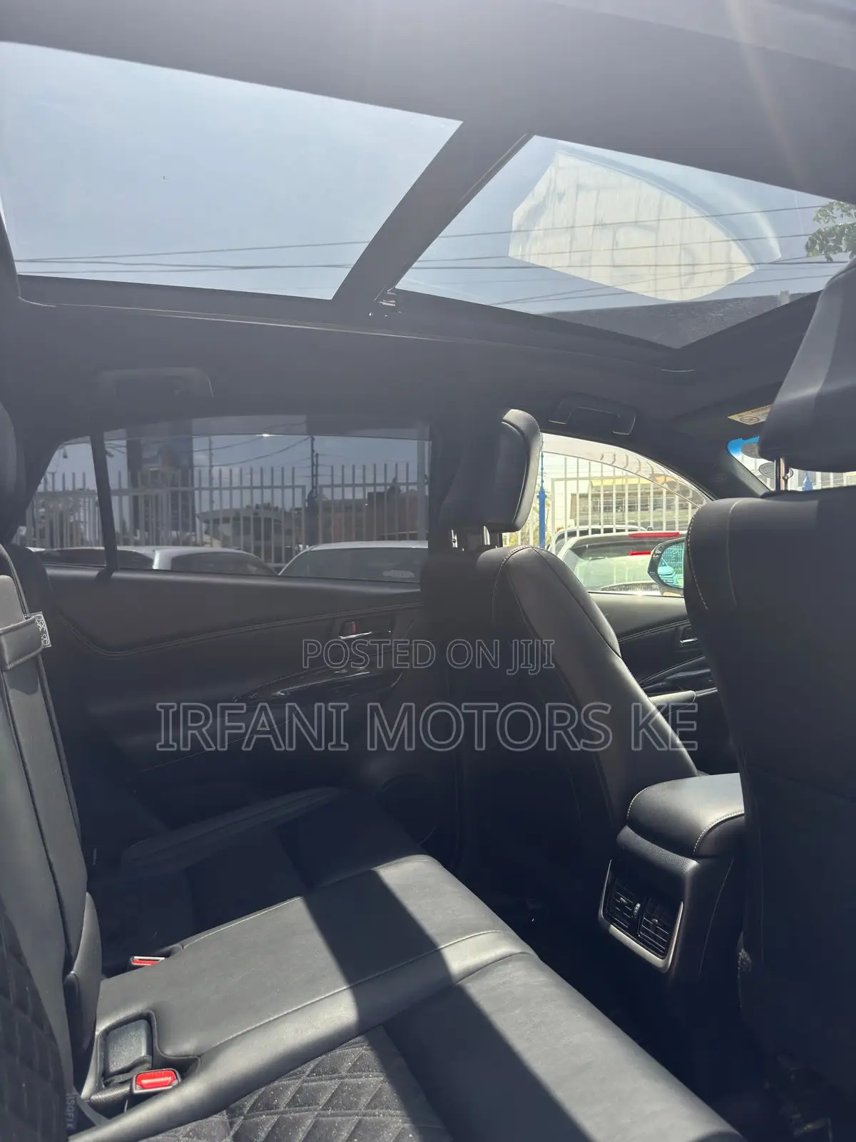 Toyota Harrier 2.5 Hybrid 4WD 2019 White