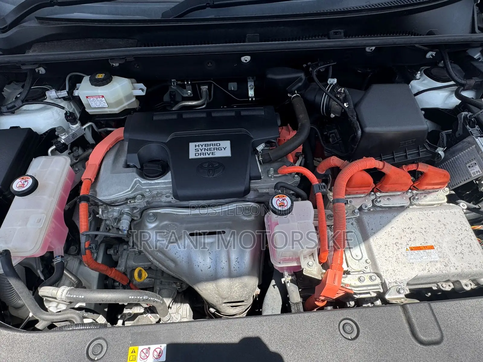Toyota Harrier 2.5 Hybrid 4WD 2019 White