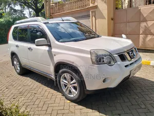 Nissan X-Trail 2012 White