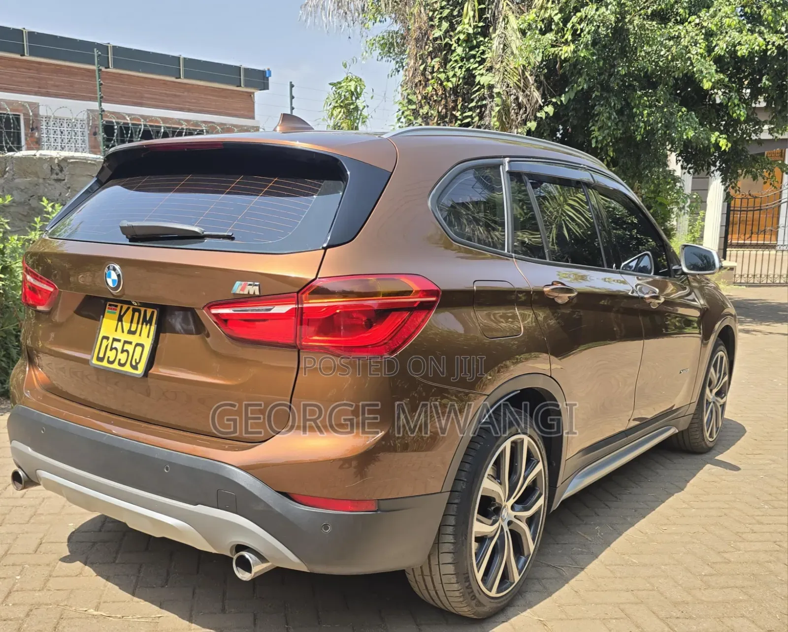 BMW X1 xDrive28i AWD 2016 Brown