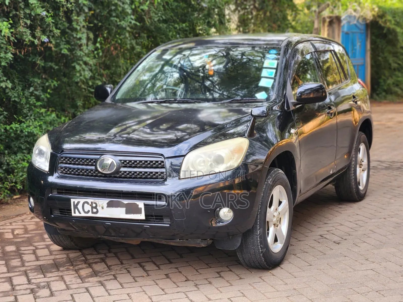 Toyota RAV4 2010 Black