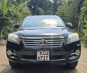 Toyota Vanguard 2013 Black