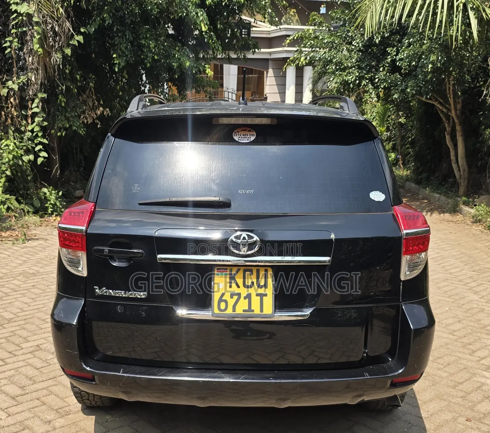 Toyota Vanguard 2013 Black