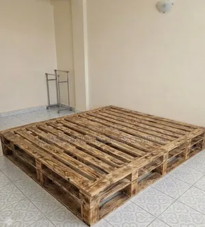 Affordable 5×6 Pallet Bed – Quality You Can Trust!