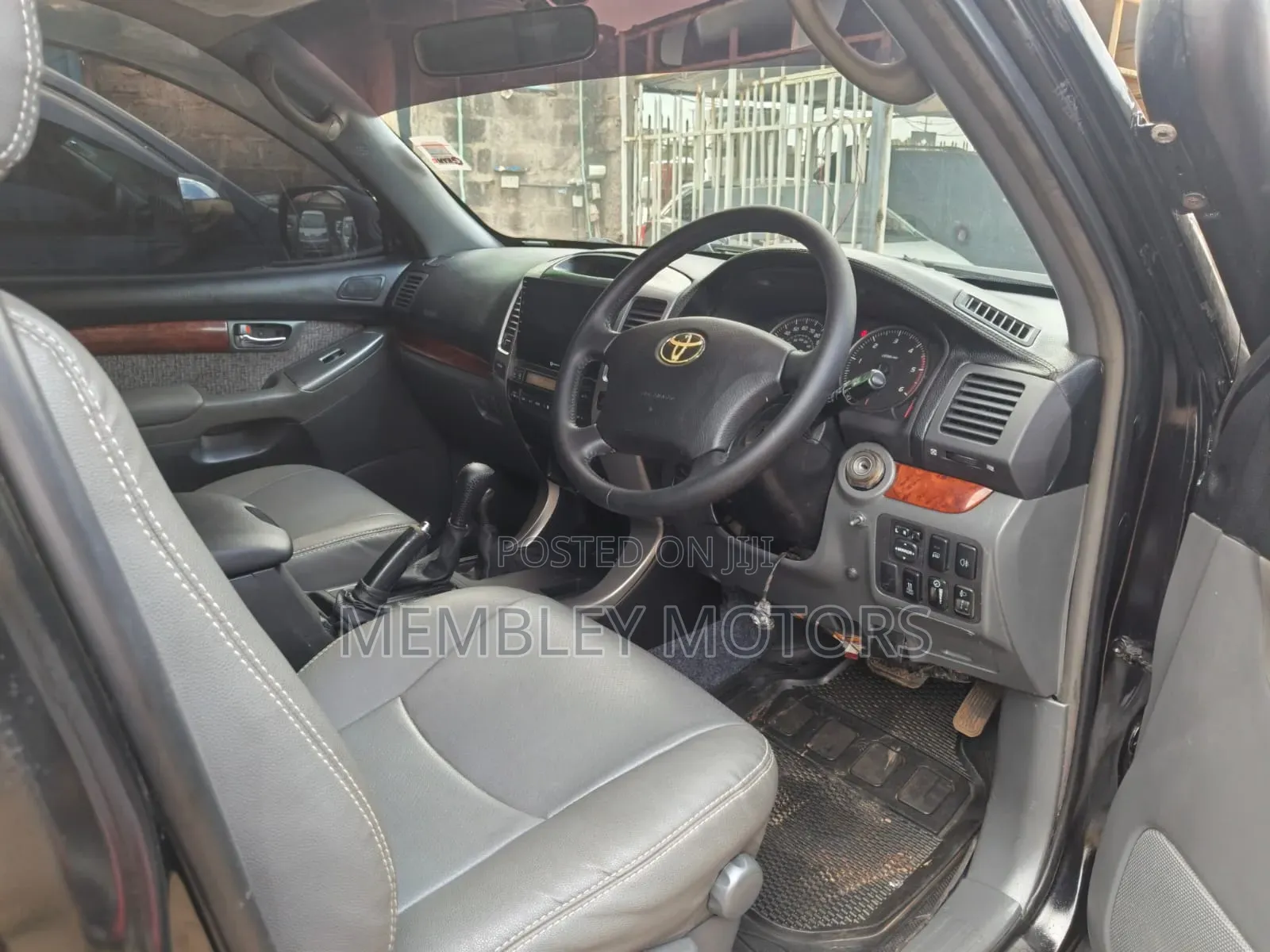 Toyota Land Cruiser 2003 Black