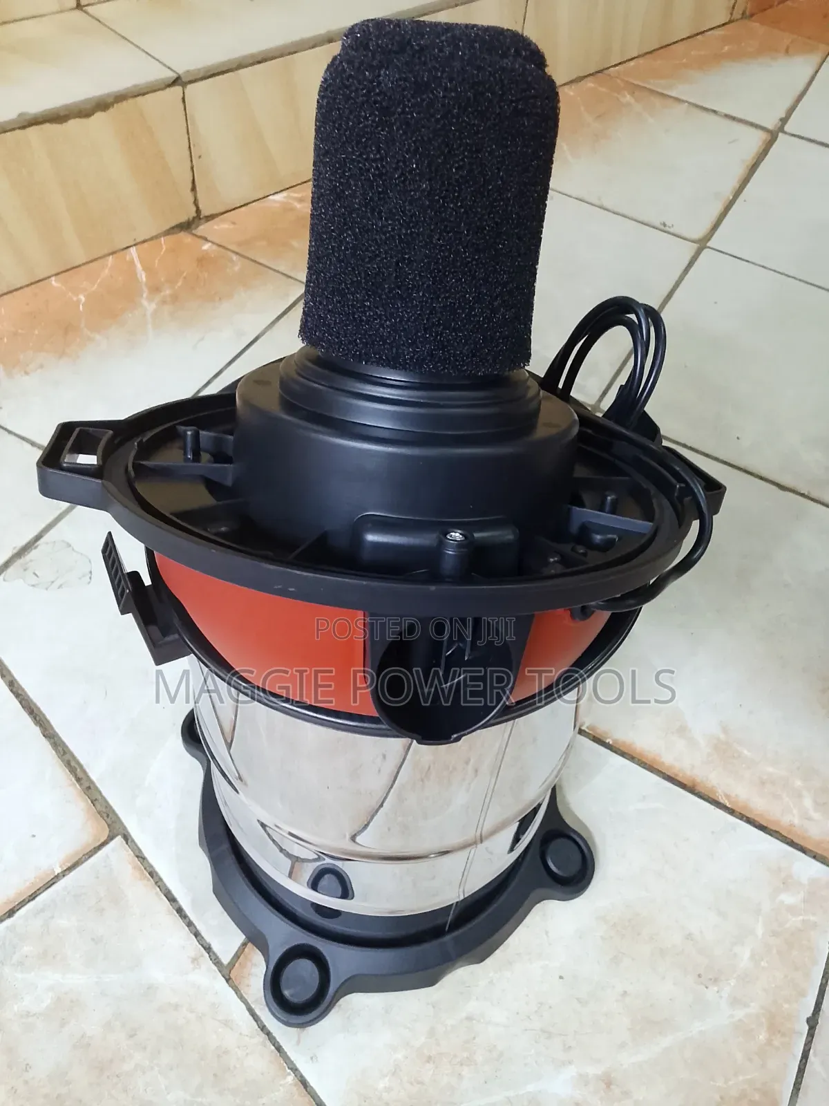 Well Performing and Heavy Duty 20l Vacuum Cleaner Machine