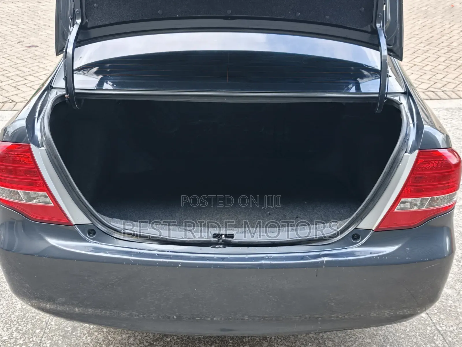Toyota Axio 2012 Gray