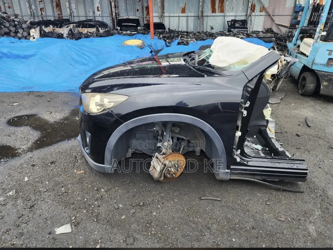 Mazda Cx5 Nose-Cut