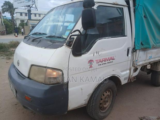 Nissan Vanette Pick Up - thumbnail 2