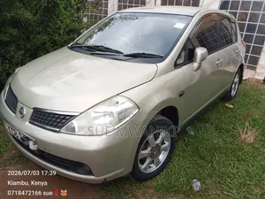 Nissan Tiida 2008 Gold