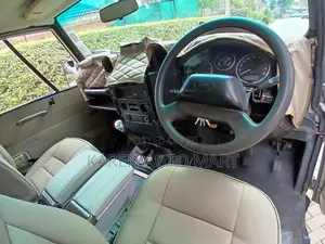 Land Rover Defender 2008