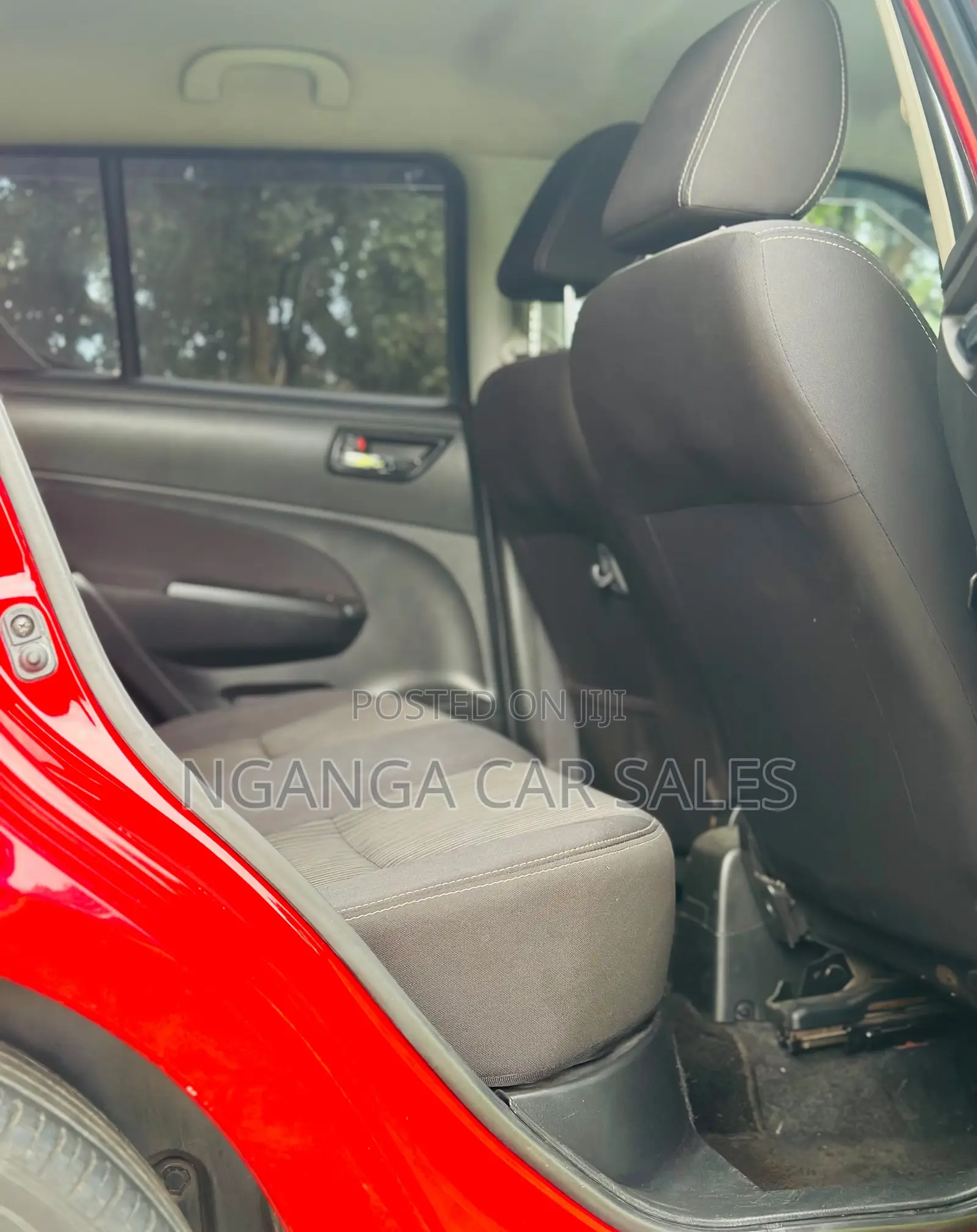 Suzuki Swift 2013 Red