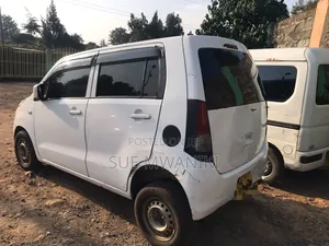 Suzuki Wagon R 2012 White