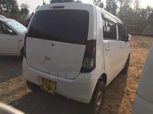 Suzuki Wagon R 2012 White